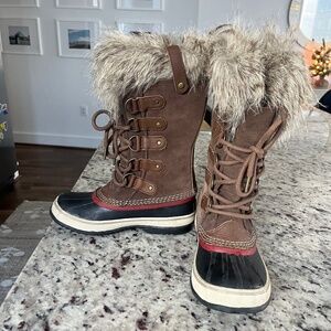 Sorel Joan of Arctic Boots